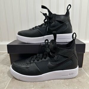 Nike Air Force 1 Ultraforce Sneakers, Womens Size 9.5